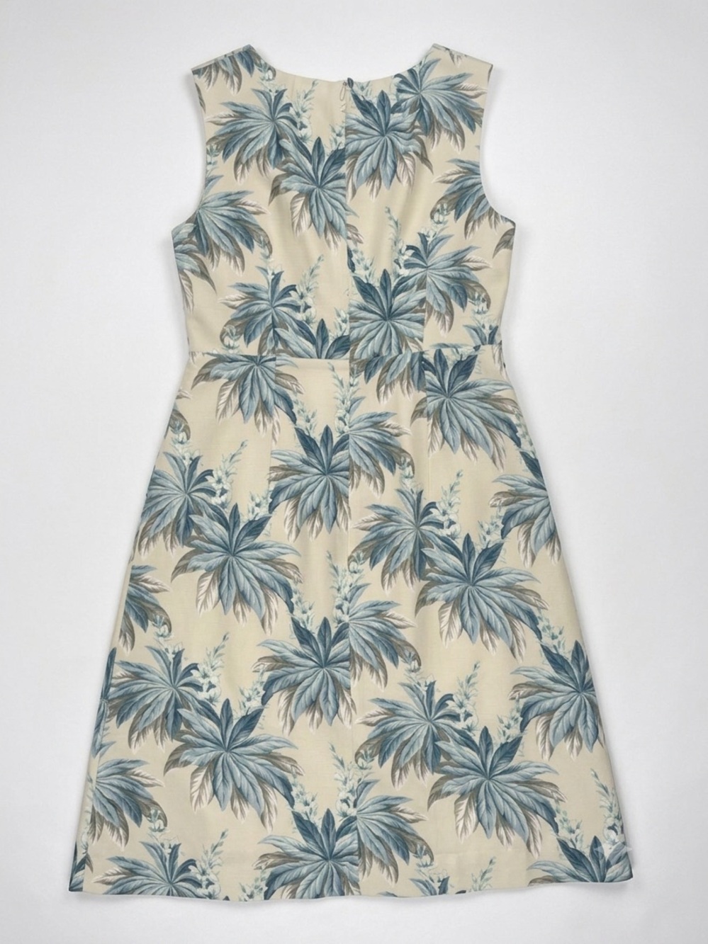 Vintage Tommy Bahama 100% Silk Cream Dress with Blue Palm Print - Picture 2 of 5